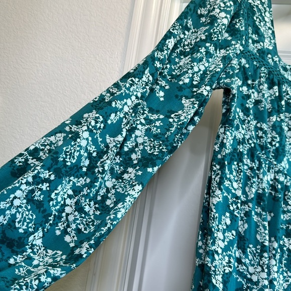 Jessica Simpson Dress with Long Sleeves Green (Teal) and‎ White Size Medium - Picture 4 of 6